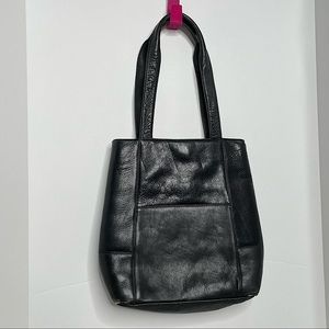 Frye Shoulder Bag Soft Rich Leather Snap Close Black